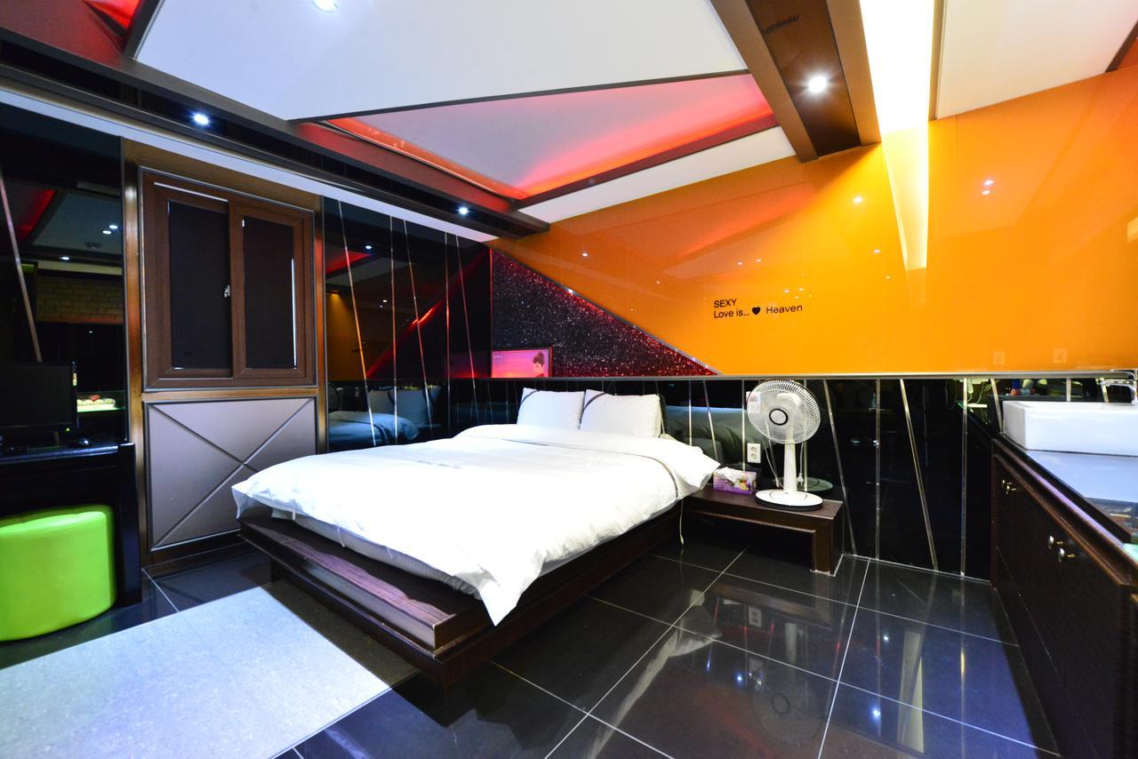 Daegu Piano Motel Esterno foto